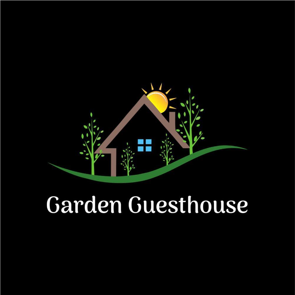 Gjakova Garden Guesthouse מראה חיצוני תמונה